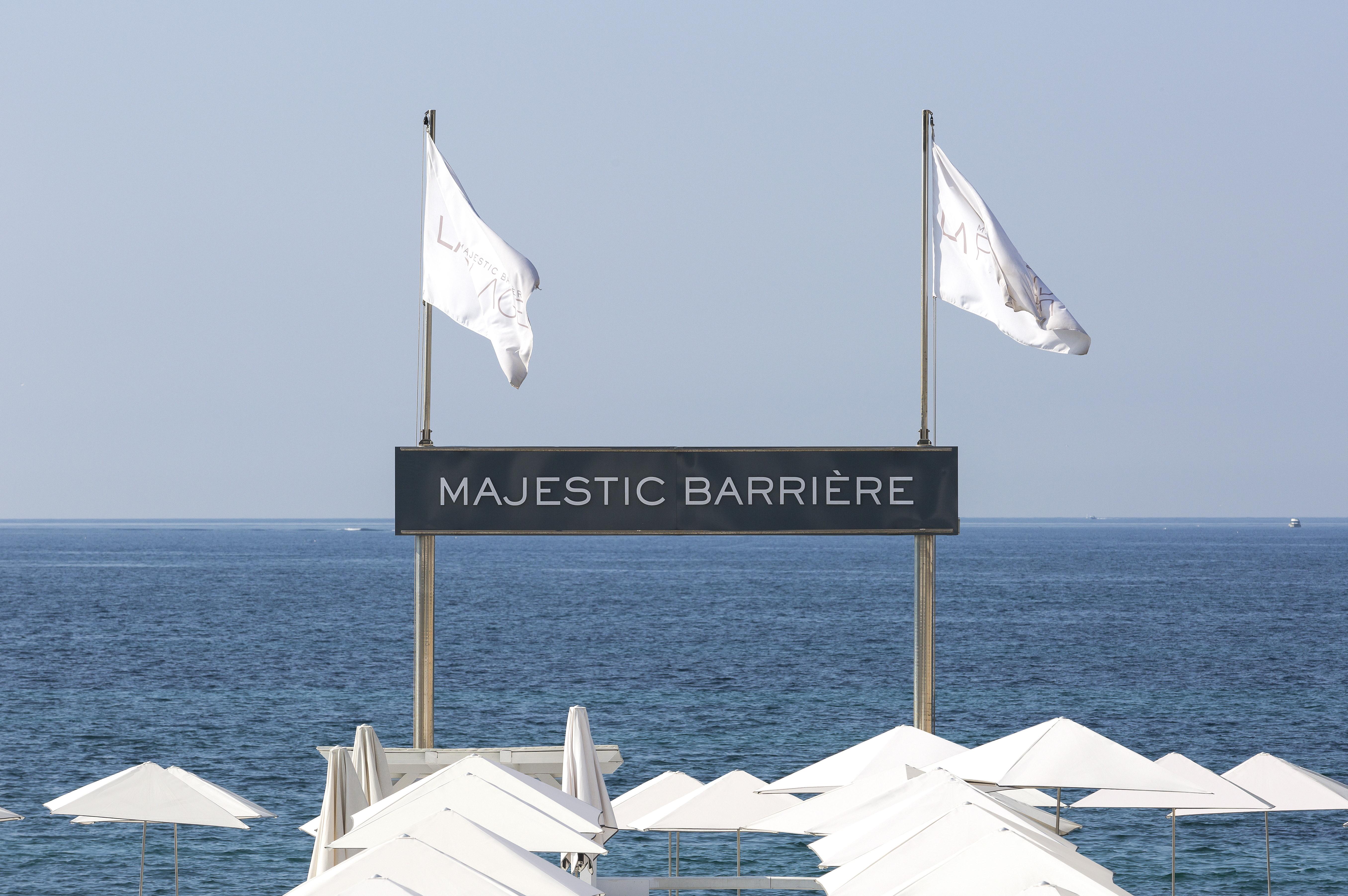 Hôtel Barrière Le Majestic Cannes Exterior foto